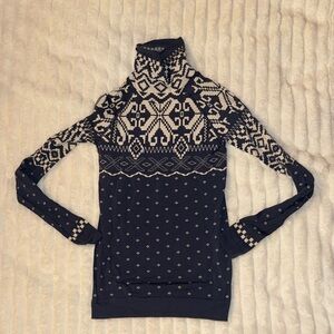 Sweaty Betty Fairisle turtleneck baselayer top navy blue and white XS EUC